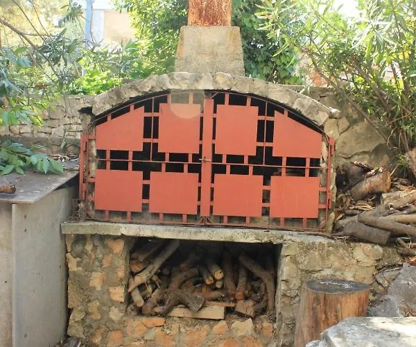Mavarstica 8439a Apartamento Trogir