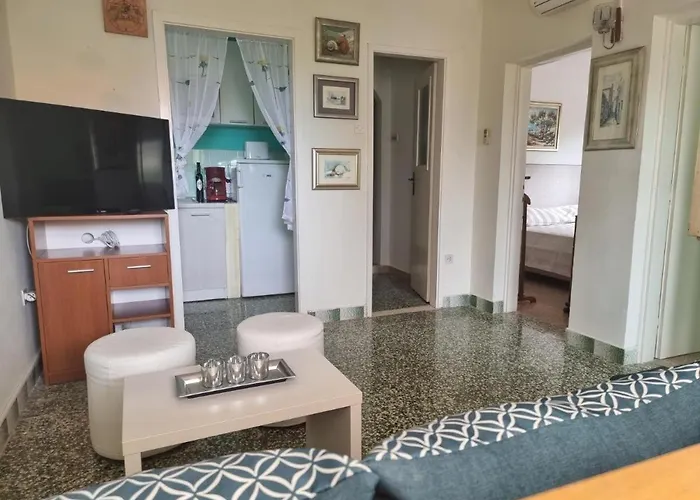 Mavarstica 8439a Apartamento